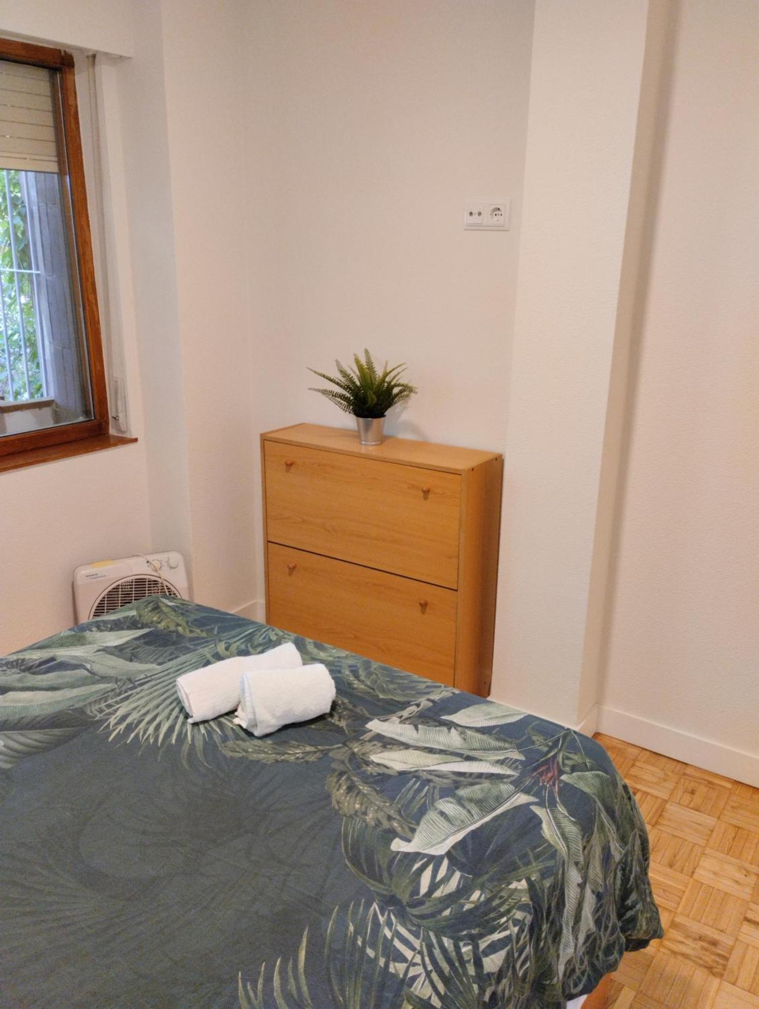 Habitacion Confort En Chamartin Madrid Eksteriør bilde